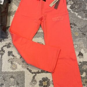 BRAND NEW Fear of God Essentials Coral relaxed sweatpants size XL
